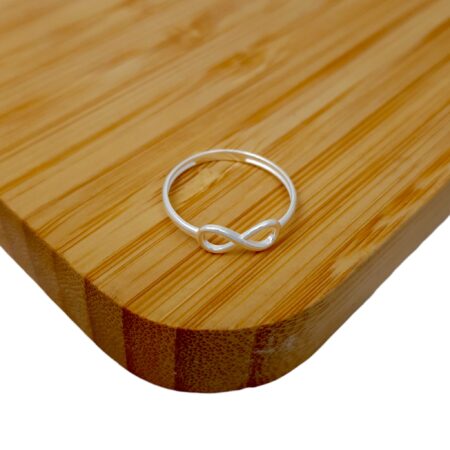 Anillo infinito grande